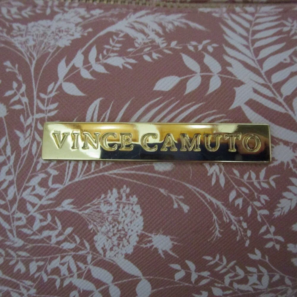 NWT Beautiful Large Vince Camuto Pink and white floral Makeup Bag Pouch 12X6